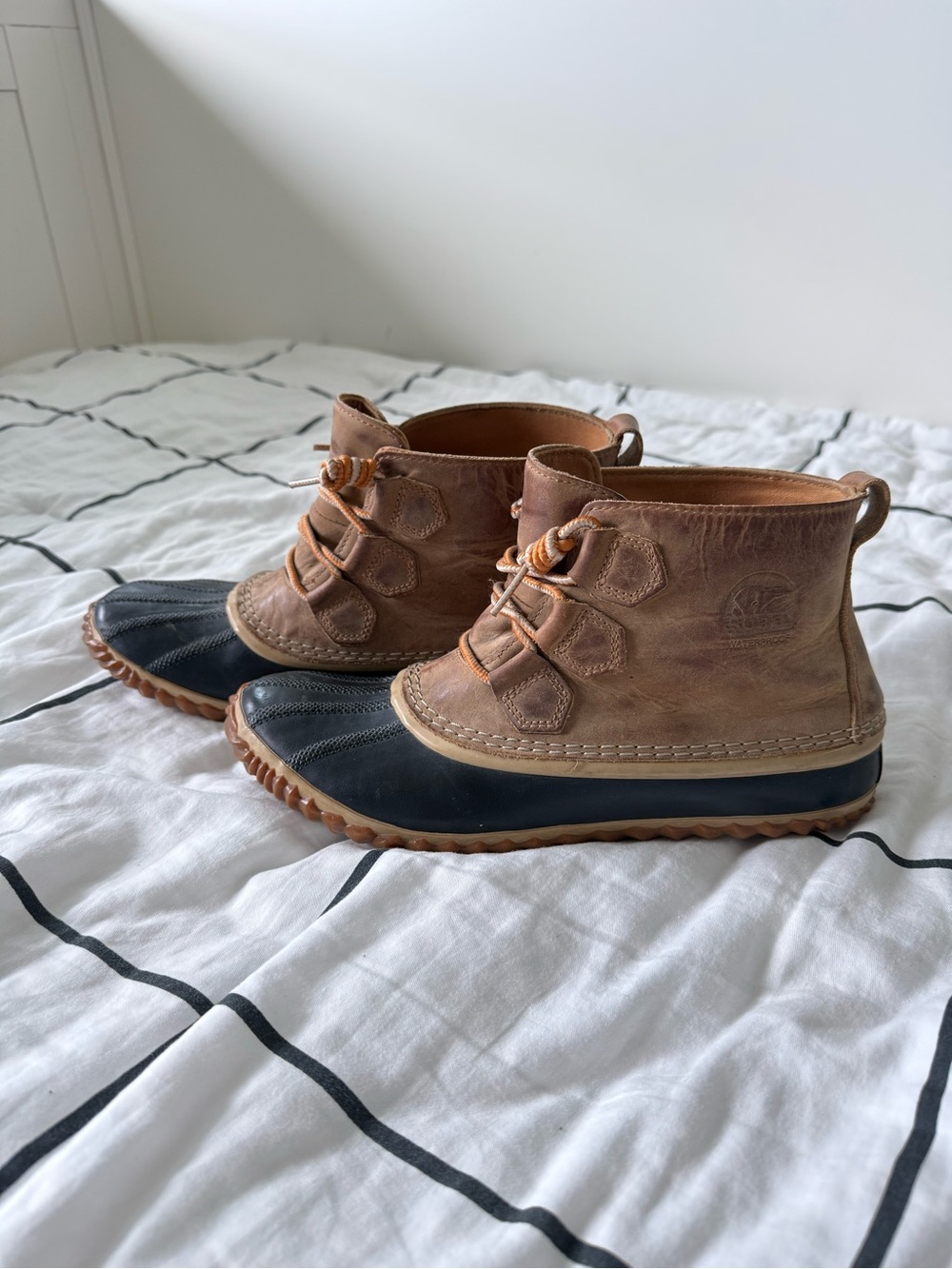 SOREL Women's Brown and Black Ankle Duck Boots - Heritage Waterproof Style